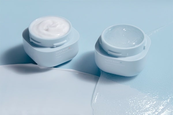 Laneige Water Bank Blue HA Cream có 2 phiên bản dành cho da dầu và da khô
